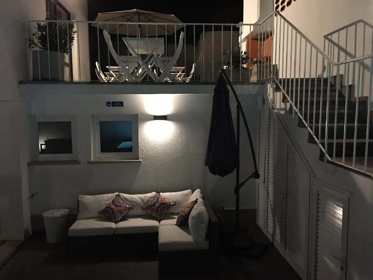 Art 4 You Cascais Suites