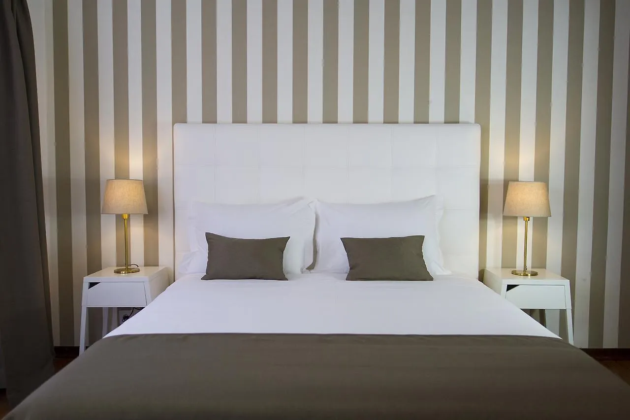 בית הארחה Art 4 You Cascais Suites