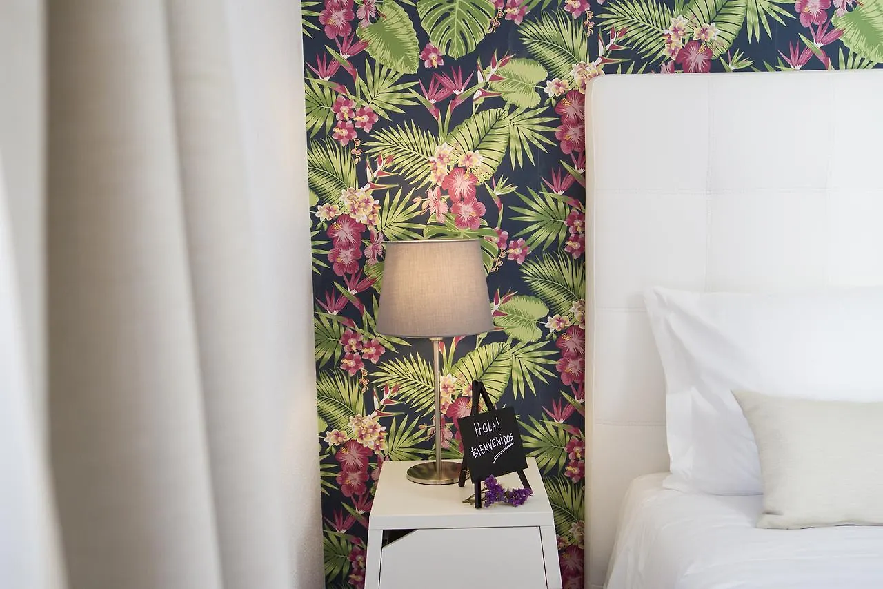 Art 4 You Cascais Suites 0*,