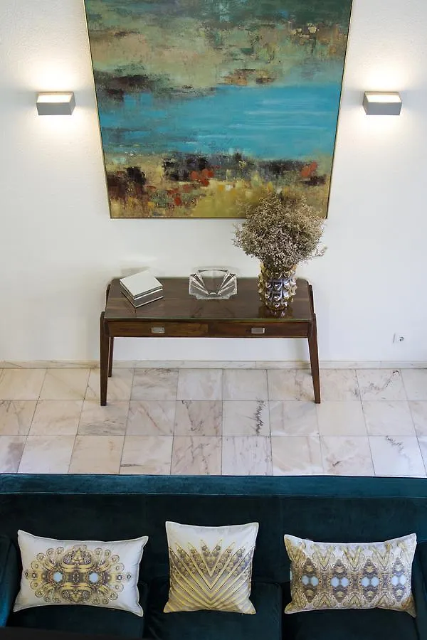 Art 4 You Cascais Suites פורטוגל