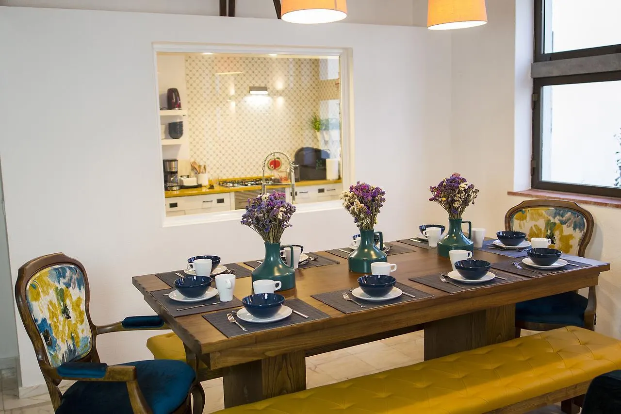 Guest house Art 4 You Cascais Suites