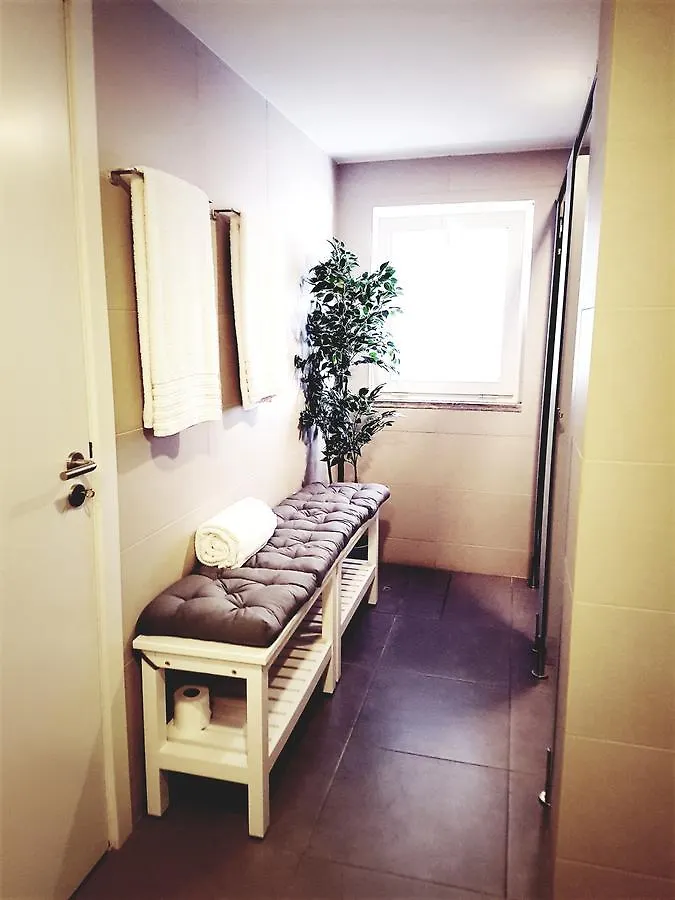 Art 4 You Cascais Suites בית הארחה